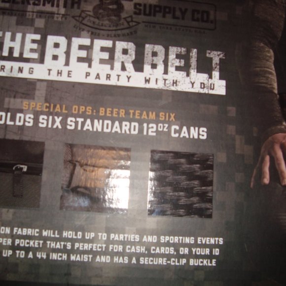 The Beer Belt Digital Camo Party Beer Belt Blksmith Supply Co. NEW Can Holder - Picture 2 of 7